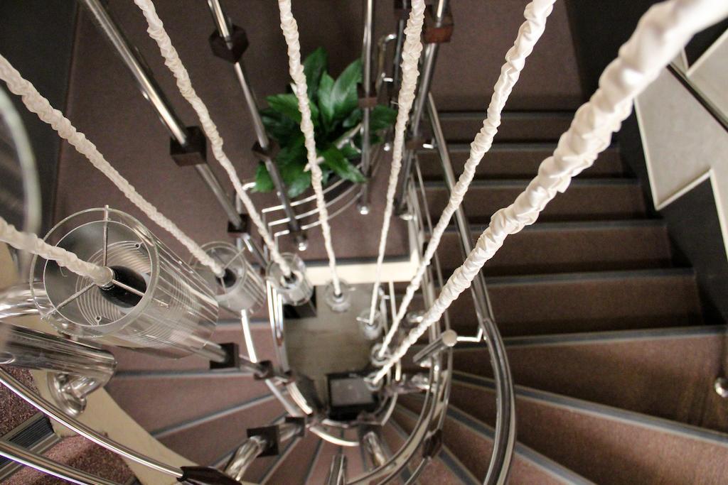 Enigma Pension Târgu Jiu Екстериор снимка